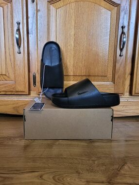 Nike Womens Size 6 Calm Slides Black Shoes Athleisure Comfort Athleti